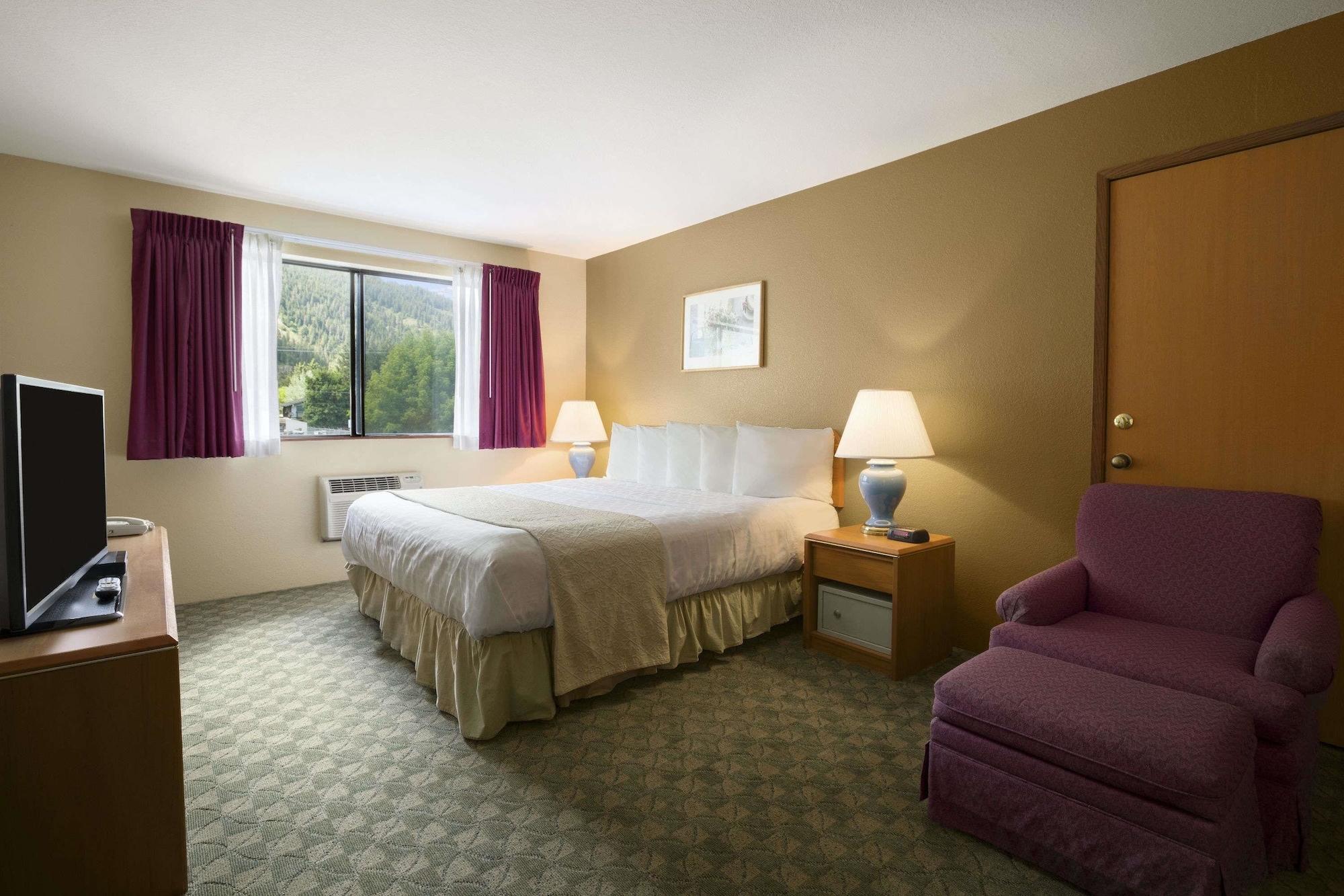 Howard Johnson By Wyndham Leavenworth Bagian luar foto