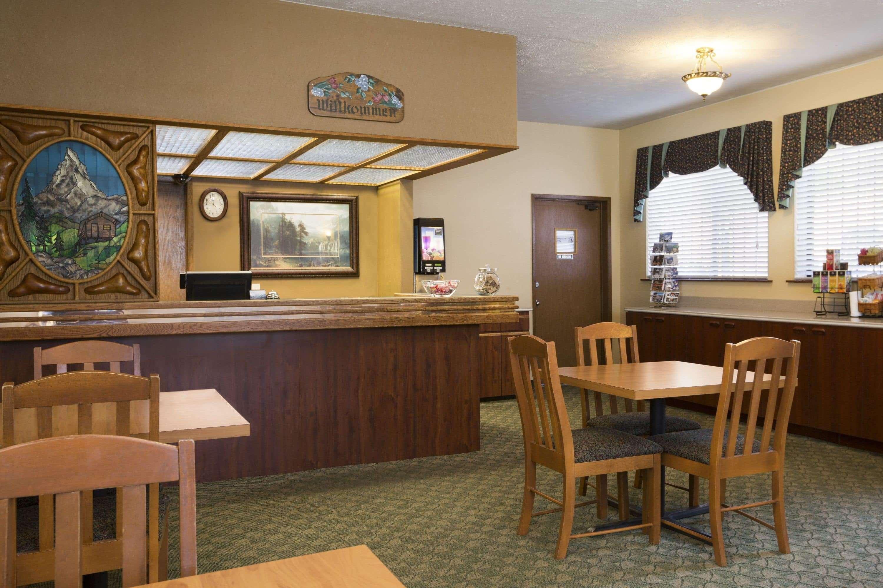 Howard Johnson By Wyndham Leavenworth Bagian luar foto